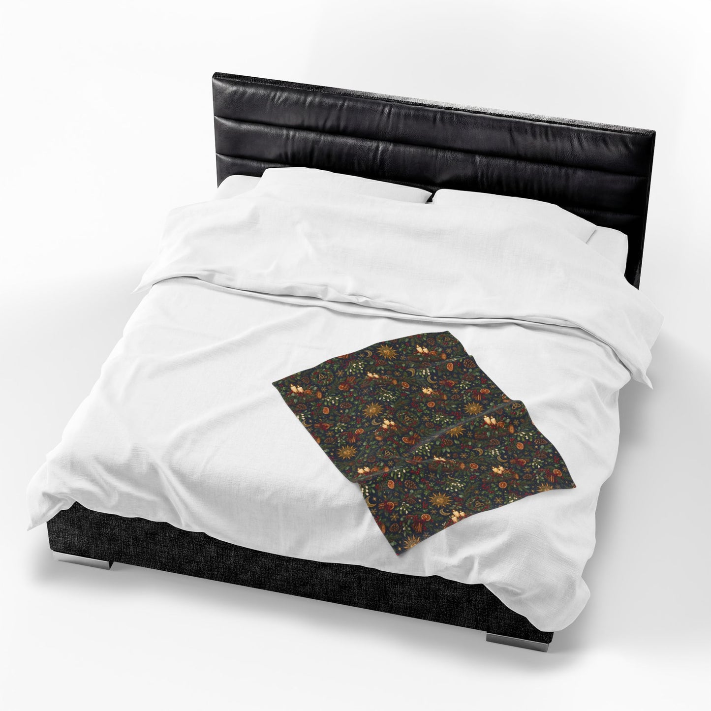 Yule Log & Evergreen Velveteen Plush Blanket – Lightweight Winter Solstice Throw