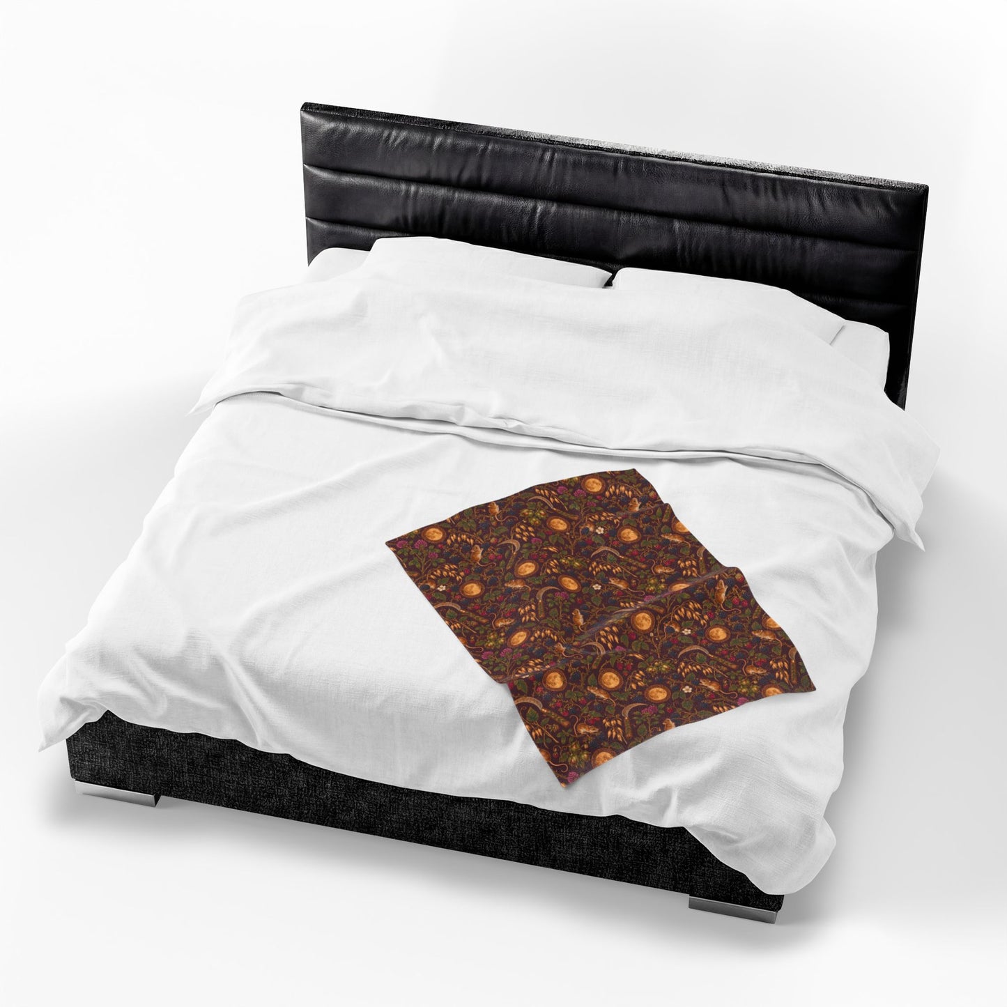 Lughnasadh Harvest Mouse Velveteen Plush Blanket – Lightweight Blackberry & Moon Throw - Divine Mystic Moons